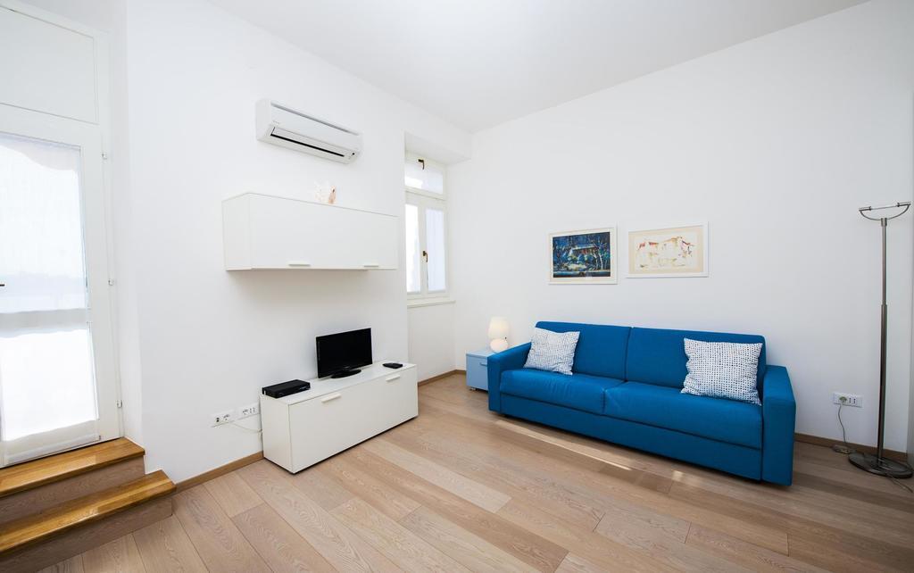 Apartment Al Porto Ровин Екстериор снимка
